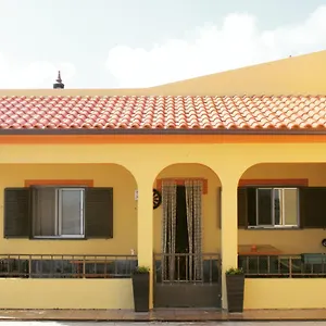 Abrigo Nortadas Landhaus Vila do Bispo